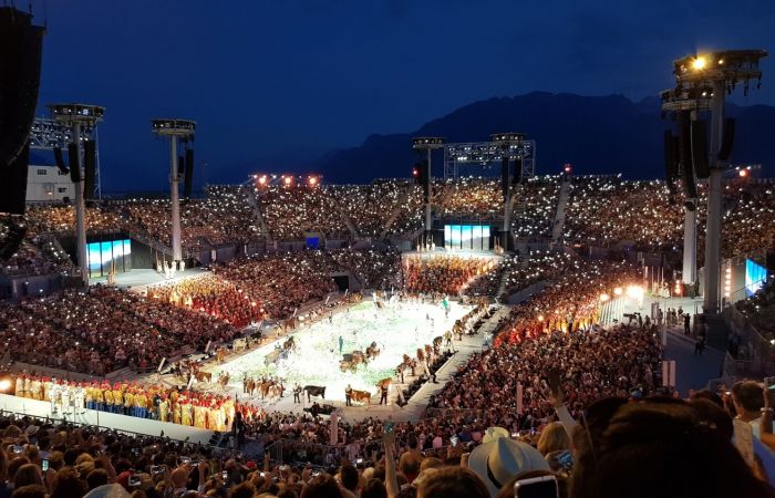 Arène nuit II.jpg